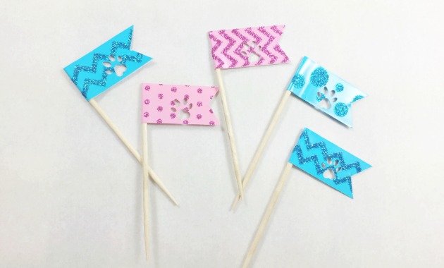 Paw Print Flag Toppers